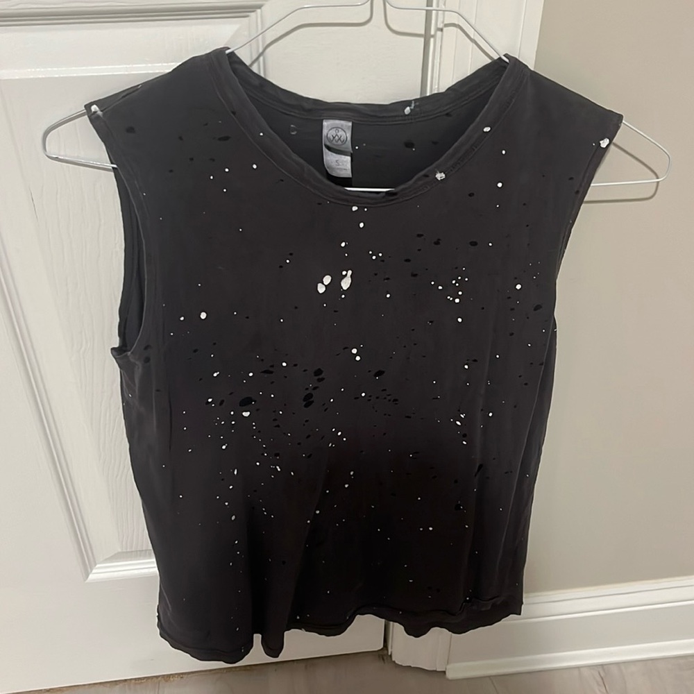 Alternative Women’s sleeveless shirt